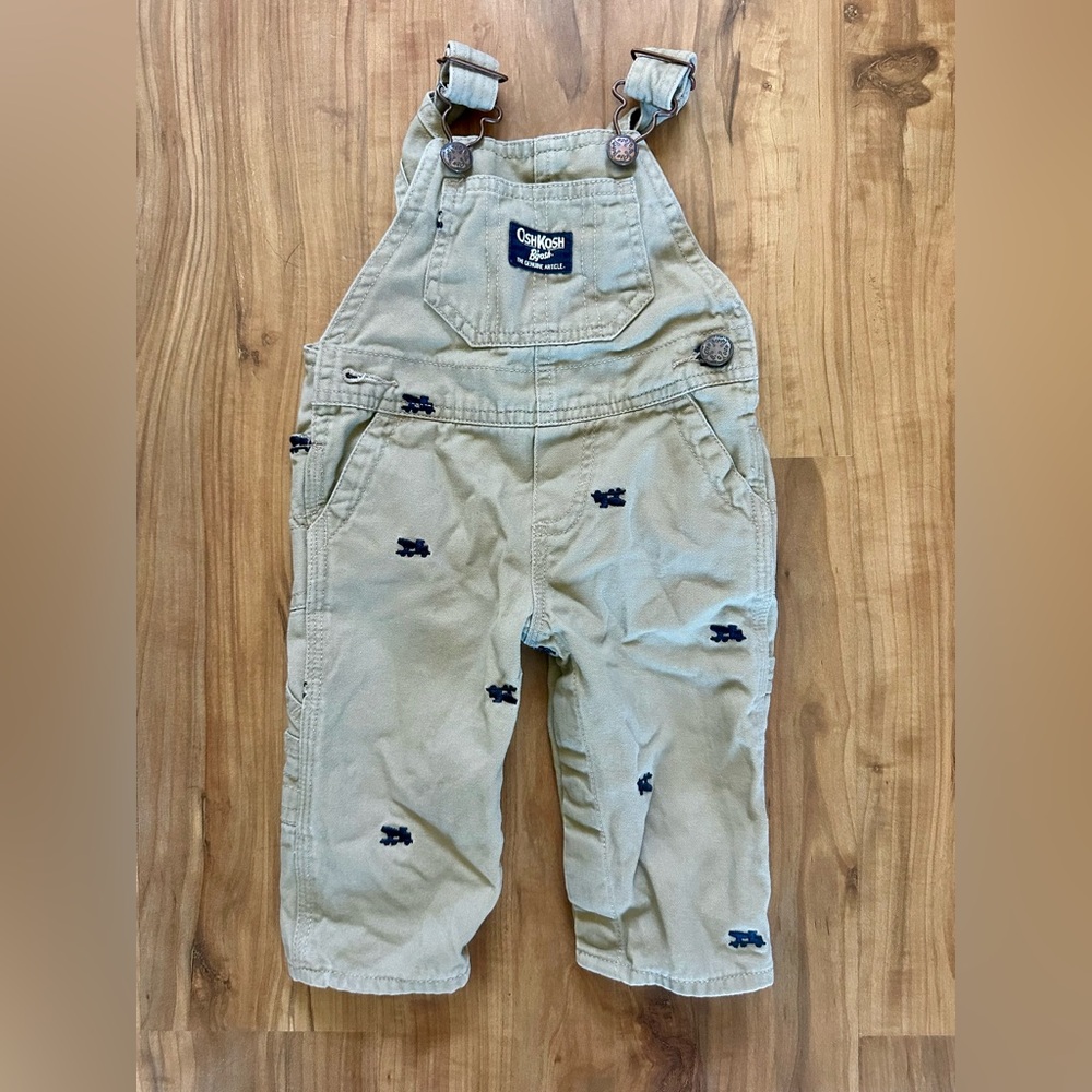 🦋OshKosh B'gosh Overalls